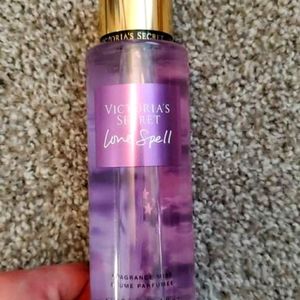 Victoria secret perfume